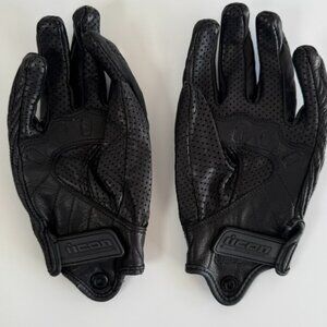 ICON Brand Women's Black Leather Motorcycle riding glove. Pursuit Glove. Size M